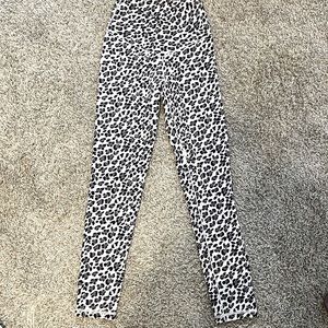Adorable Aerie cheetah print leggings